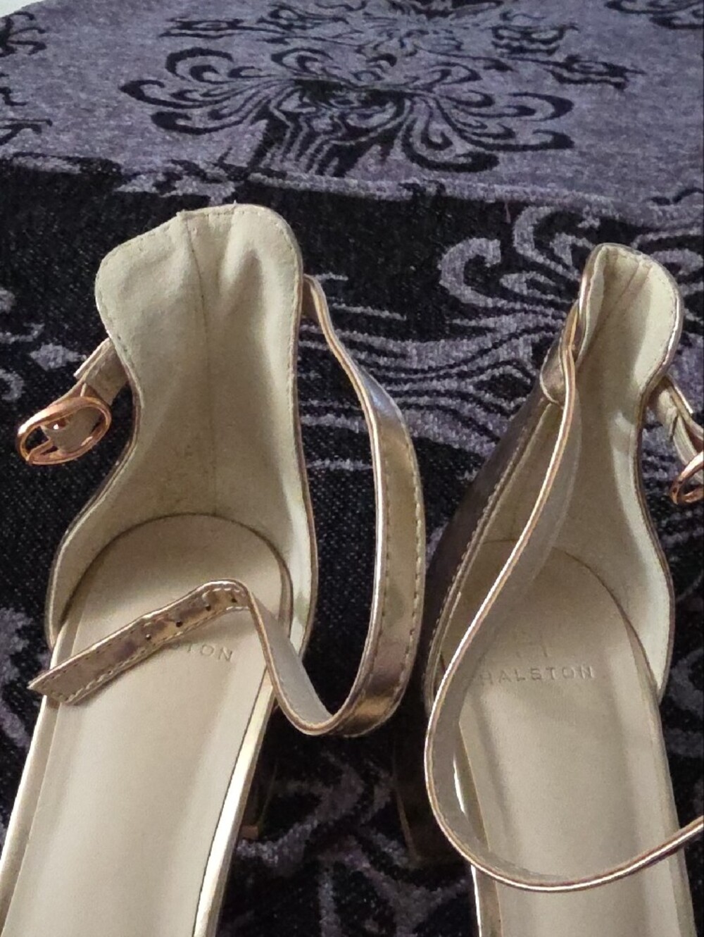 H by Halston Metallic Gold Practical Heel Open-Toe Ankle-Strap Heels Sz 8 - Picture 3 of 12